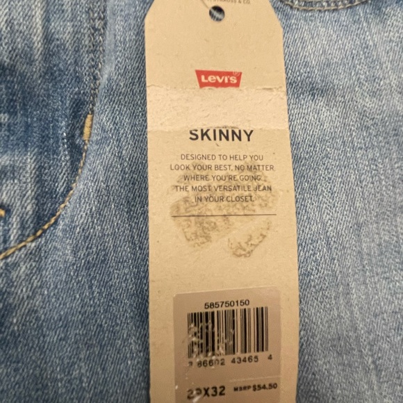 New W/tags Women’s Mid Rise Skinny Levi’s 29x32 - Picture 12 of 12